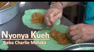 Baba Charlie Nyonya Kuih - Melaka (Malacca) - 马六甲峇峇娘惹糕制作