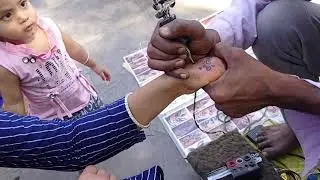 #गोदना की #गोदाई में दर्द कैसा होता है भाई, यह तो देखने पर ही पता चलेगा#news #viral