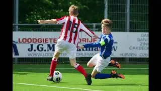 Aniek Janssen RKHVV JO13-1G kampioenswedstrijd.
