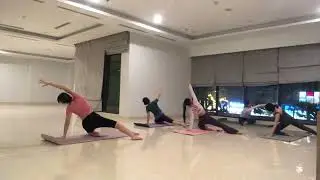 Hatha yoga : cân bằng sức mạnh thân và tâm