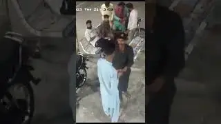 #snaching #cctv #Viral #streetcrime #Karachi #CrimefreeKarachi #sindhpolice #dailyshorts