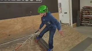 11-Year-Old Born Blind Impressively Skateboards Using a Cane