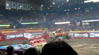 Taz Monster Jam Freestyle Chicago 2010!!!