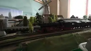 Running session 2-10-0 HO Fleischmann 50 622, Deutsche Bundesbahn, era 1956--1968