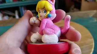 Cat Peach Super Mario Amiibo Nintendo Figure Review