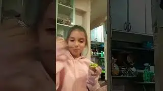 en la casa de mi abuela chec❤️😊