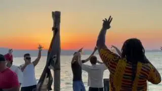 Yinka sunset dj set+vocals @ South Beach bar Naxos