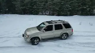 Road or No Road.... | 2001 INFINITI QX4 | Snow Off-Road 4X4 | DJI Mini 3 Pro