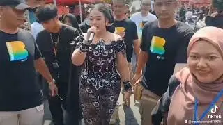 Penjemputan Salindri menuju panggung team PAM VVIP BSI