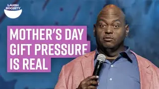 I'm a Mama's Boy: Lavell Crawford