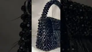 🩷 or 🖤? #beadedbag #handmade #smallbusiness #сумкаизбусин #сумка #бусины #supportsmallbusiness