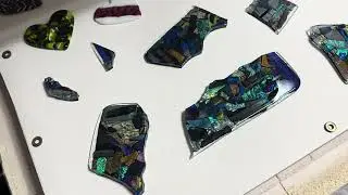Сжимаю (или раздавливаю) несколько своих не очень удачных проектов из плавленого стекла, чтобы по...