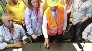 Presidente Danilo Medina enciende Termoel&eacute;ctrica Punta Catalina.