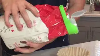 Seal Pour Food Bag Clip