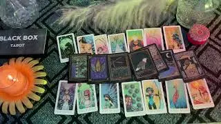 AQUARIUS   THIS PERSON IS KEEPING A HUGE SECRET...IM SHOCKED AQUARIUS LOVE TAROT READING