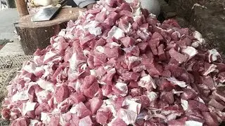 How To Cut Buffalo Meat By Expert Butcher / Beef Meat Cutting Skills / Beef Shop / MK Cutting Skills
