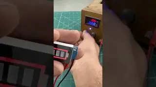 BATTERY VOLT TASTER BATTERY INDICATOR