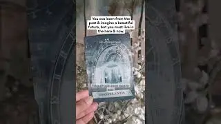 A message for New Year #pickacard #fragiledreamreads #tarot #intuition #tarotreadings #spirituality
