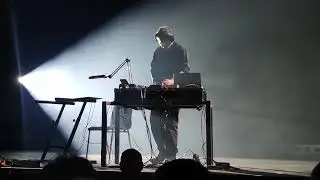 FKA Twigs, Koreless, Forum Karl&iacute;n, Prague, May 31, 2025
