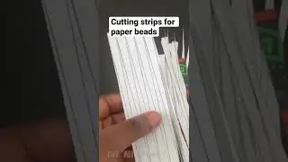 Cutting strips for paper beads