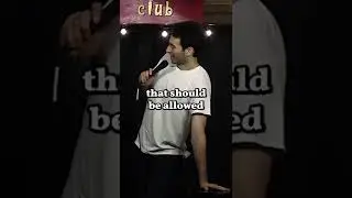 Doctors shouldn&rsquo;t be younger than 35 #standup #comedy #standupcomedy #doctor #funny #jokes #shorts