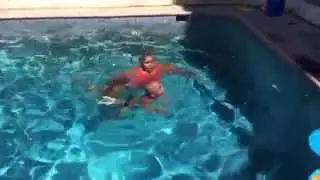 Zay Zay & Jojo Swim In The Deep End