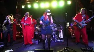TRASH CAN SYMPHONY - SATURDAY NIGHTS ALRIGHT FOR FIGHTING @ Fitz Spare Keys 10 31 2015 w Sam Bello