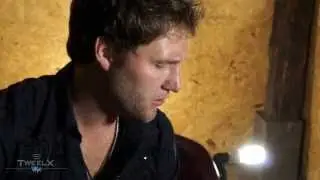 Ty Bates Performs 