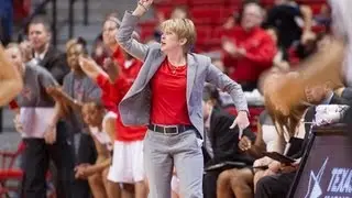 Lady Raiders drop Kansas State for Curry's 300th Win