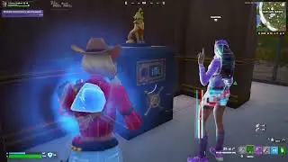How to complete: Help Valentina Rob The Baron's personal safe