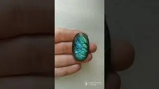 Fine Quality Natural Carving Blue Labradorite Gemstones Crystals.