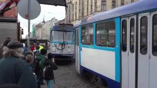 Tramvaja avārija pie Bērnu pasaules 05.11.2013