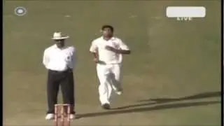 Umesh Yadav Bowling Action.wmv