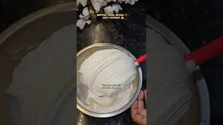 Soft vs stiff peaks 👀 Perfect whipping cream made easy🤍 #whipcream #shorts #zebezaiqa #whippedcream