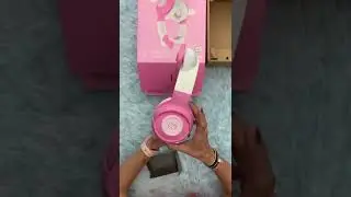 Aud&iacute;fonos Razer Kraken BT de HELLO KITTY | Kitty Rocker #shorts