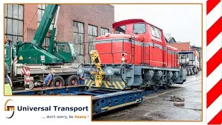Universal Transport - locomotive transport with a flatbed trailer