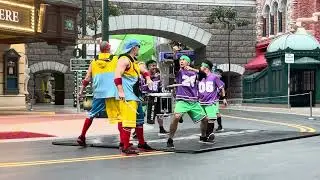 Amazing Dance Performance at Universal Studios Singapore 