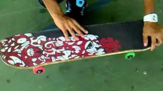 aprenda a fazer o halfcab flip com Bryan e adan