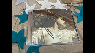Taylor Swift Autographed Fearless (Taylor&rsquo;s Version) CDs Unboxing!