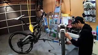 Installing 2020 Fox Rhythm Series 36  Fork on my Devinci frame. DIY