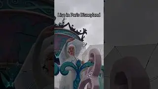 Elsa & Anna of Frozen in Paris Disneyland #elsa #anna #frozen #disneyland #paris #travelvlog
