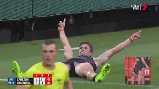 Marc Murphy does the impossible - AFL
