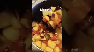 Potato #curry #wintervibes #dinnerideas #alookisabji  #indian #uk #trending #shorts #shortsfeed