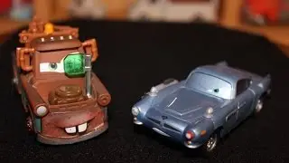 Mattel Disney Cars Финн МакМисл с оружием и Мэтр со шпионскими очками, литые фигурки