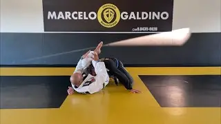 Esse triângulo é sinistro cê tá doido JIU JITSU INVISÍVEL