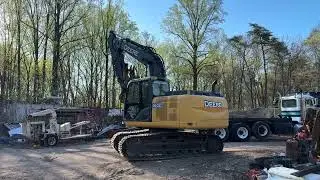 902246
