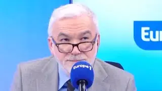 Tenue unique, congé de naissance... Les auditeurs réagissent aux principales mesures annoncées