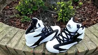 Reebok Shaq Attaq - Modern - White And Black