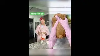 THE YOUNGEST CHILD IS ALWAYS TREATED LIKE A KING 😂 - #shorts #zivadhoni #captaincool #askcaptain
