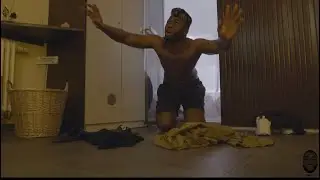AFRIKANISCHER VATER IN DER SAUNA | Jibsontv